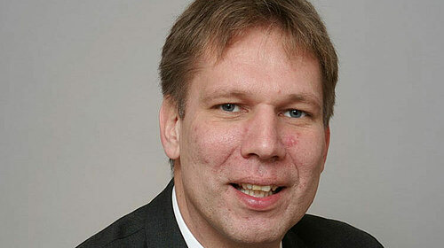 Portrait des neuen IHO-Vorstandsvorsitzenden Dr. Eberhard Schrader