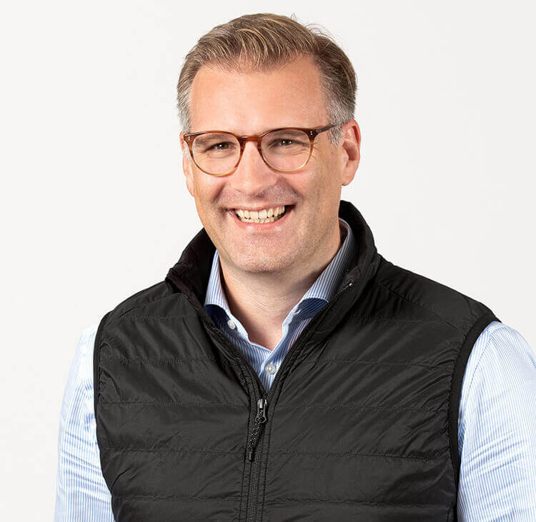 Portrait von Oliver Muhr, dem neuen CEO von zvoove